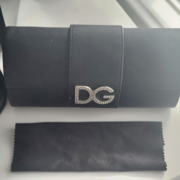 DOLCE GABBANA SUNGLASSES BLACK - Picture 6 of 6